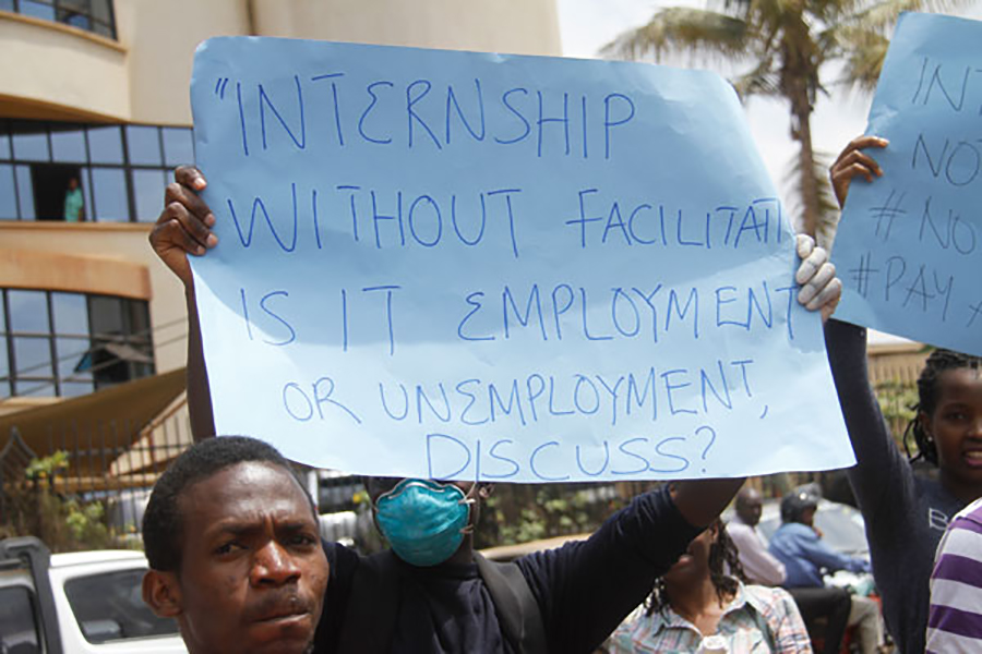 INTERN DOCTORS STRIKE OVER DELAYED ALLOWANCES, IN ADQUATE MEDICAL SUPPLIES.