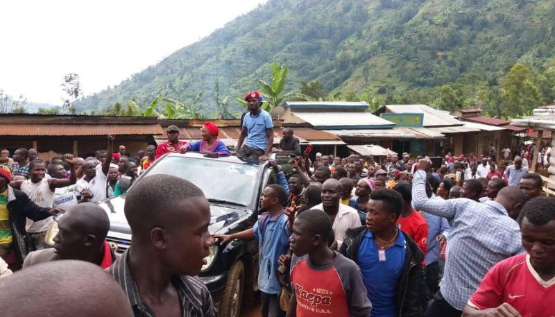 Video: Bobi Wine Donates Mattresses To Bududa Mudslide Survivors