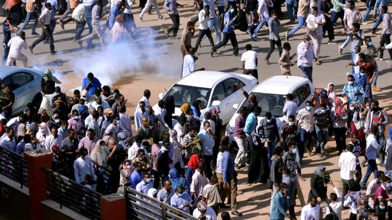 Sudan Main Opposition Leader Arrested As Protests Demanding President Bashir To Step Down Escalate