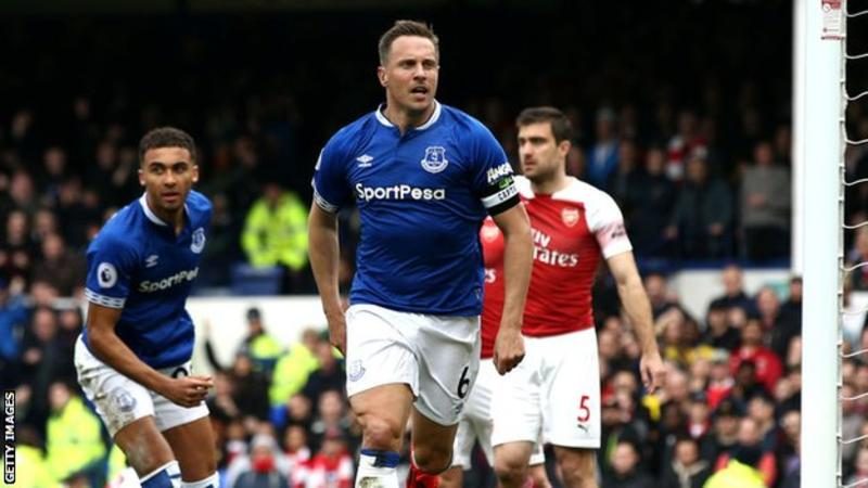 Everton Captain Phil To Leave Club After 12 Years