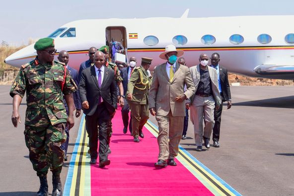Excitement:Museveni Flies To Tanzania,Inks Fresh Oil Deals With Magufuli After Total Agreement