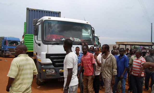 We Can’t Risk Anymore For Your Bloodthirsty Goons: Ugandan Truckers Strike Over S.Sudan’s Continuous Killings
