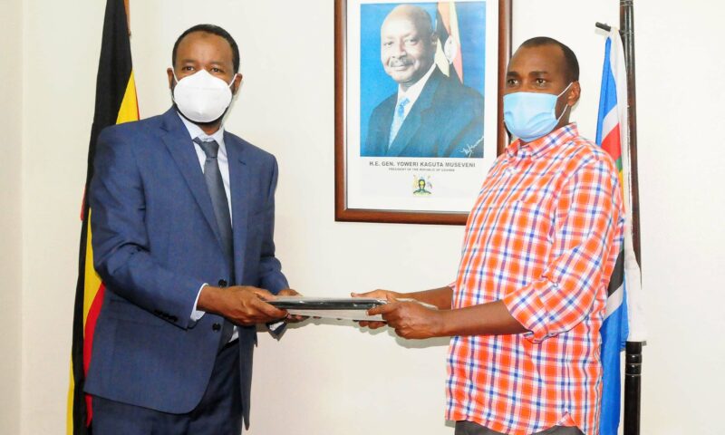 Tireless Minister Tumwebaze Meets IOM Regional Director, Agree To Strengthen Safety In Labour Migration
