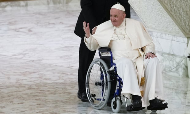 Knee Problem Forces Pope Francis To Cancel DRC, S.Sudan Trips
