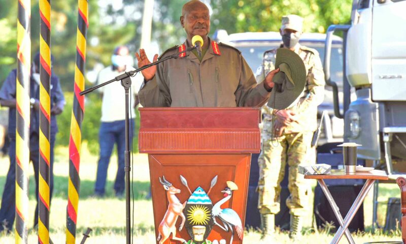 Don’t Worry So Long As Am Still In Driving Seat: Museveni Assures Army On Improved Salary Enhancement