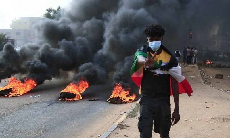 Sudan: Protestors Go Wild Against Coup Gov’t, Streets Burnt & Internet Cut Off