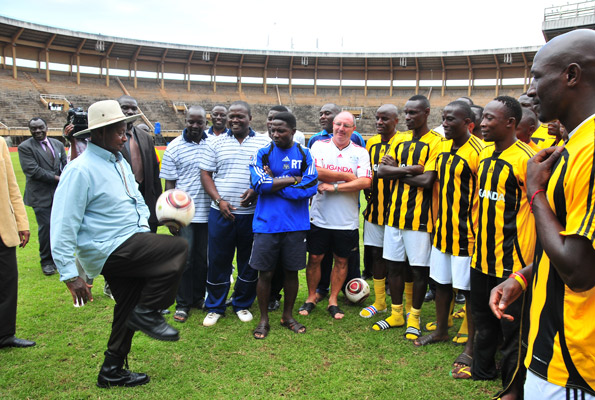 Museveni: ”Am To Support Morocco’s Bid To Host AFCON If They Don’t Collide With EAC Interests”
