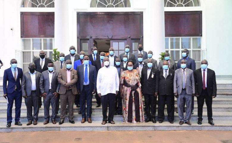 ”Tribes And Religion Should Not Divide Our People”-Says Museveni As He Meets Buganda Clan Heads
