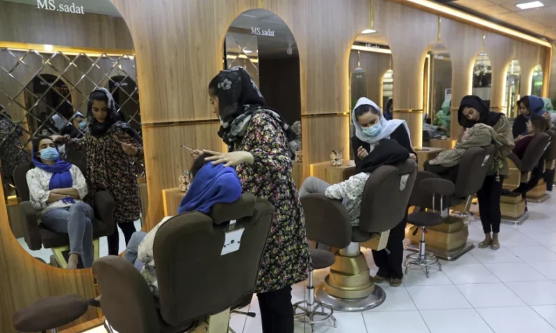 Over 60,000 Afghan Women Left Jobless As Taliban Gov’t Shut Down Beauty Salons
