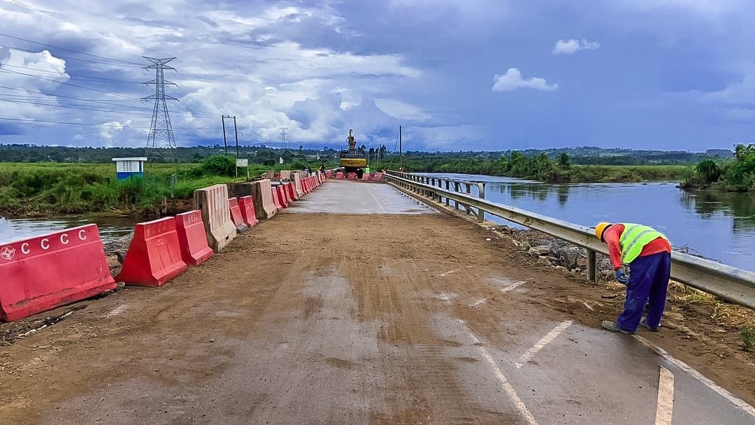 UNRA Opens Katonga Bridge For Buses, Kicks Off 2nd Phase Of Restoration